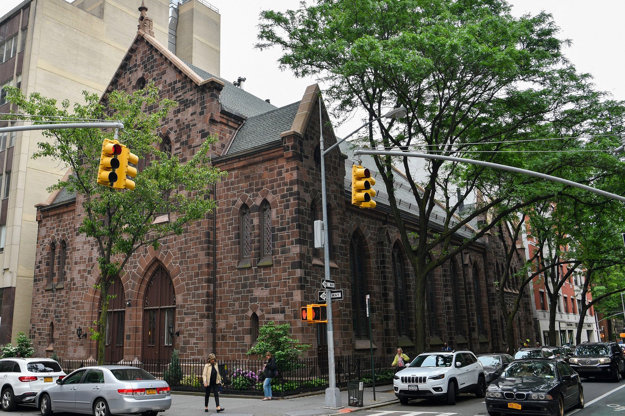 bd wongs big brown house on the streets of brooklyn 
