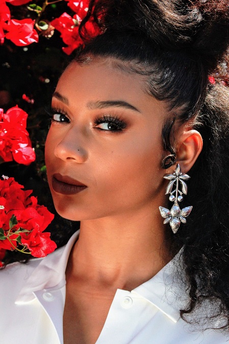 Sierra Capri net worth: $700,000.