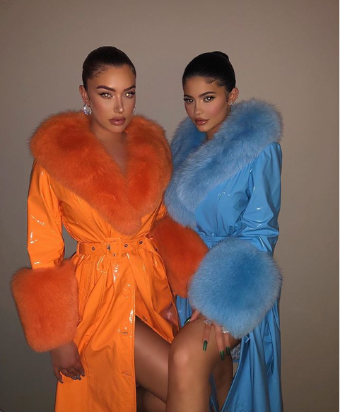 stassie and kylie matching their outfits 