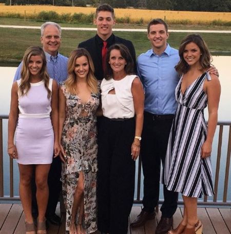 NBA star Meyers proposed Ellen in May 2014 in front of her family members.