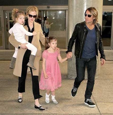 Former wife of Tom Cruise ,&nbsp;Nicole Kidman&nbsp;with her beau Keith Urban and their younger daughter,&nbsp;Faith Margaret, and elder daughter, Sunday Rose.