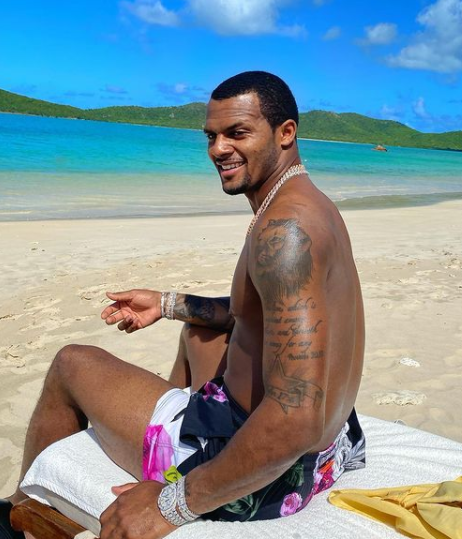 Deshaun Watson is enjoying his vacation.