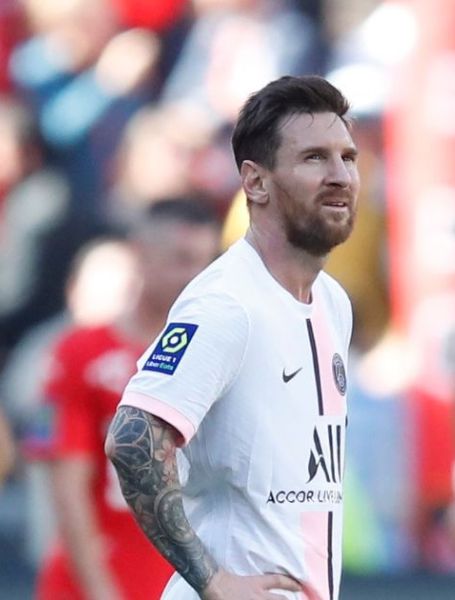 Lionel Messi's expression after losing his game.