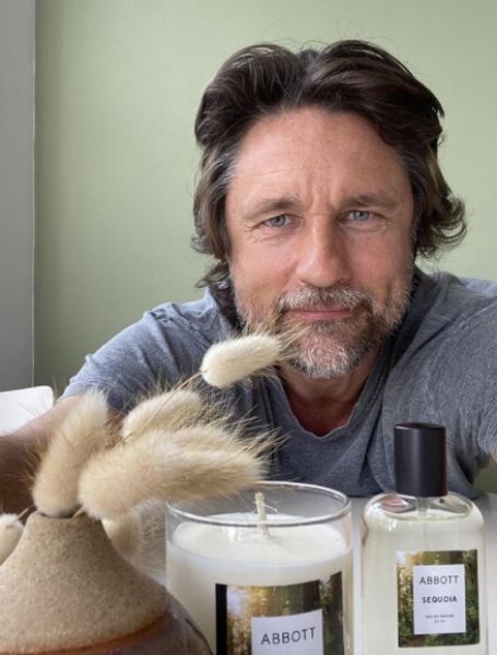 Martin Henderson has amassed his entire net worth through his successful acting career.