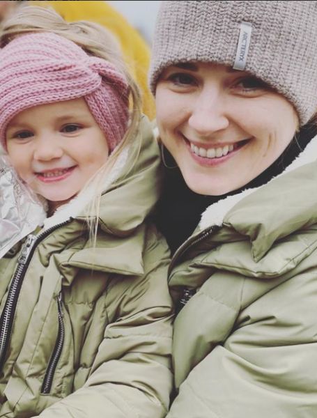 Alexandra Breckenridge was rumored to have dated Seth MacFarlane, the creator of Family Guy, at the end of 2011. 