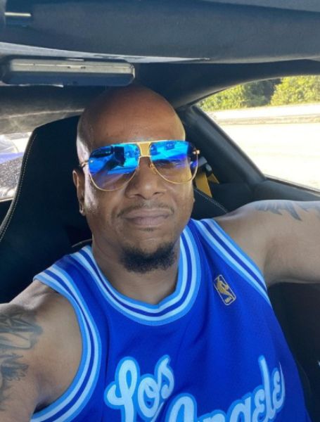 Kevin Hunter and Williams have been married for more than 20 years.