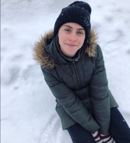 Kelsey Kreppel is a well-known social media influencer known to this generation for her self-titled YouTube channel, featuring everything from exotic-looking cakes to hilarious challenges.