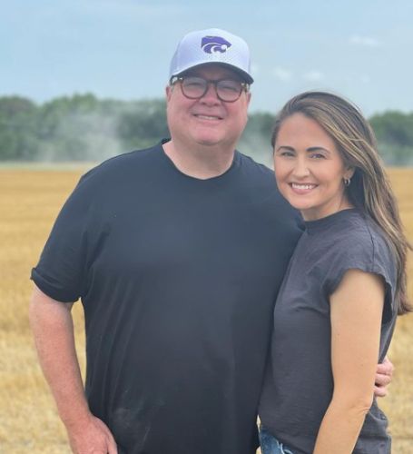 Eric Stonestreet is an American actor best known for playing Cameron Tucker on the ABC sitcom Modern Family. 