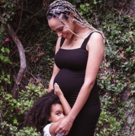 Nicolette Robinson is about to welcome her second child with her beau.