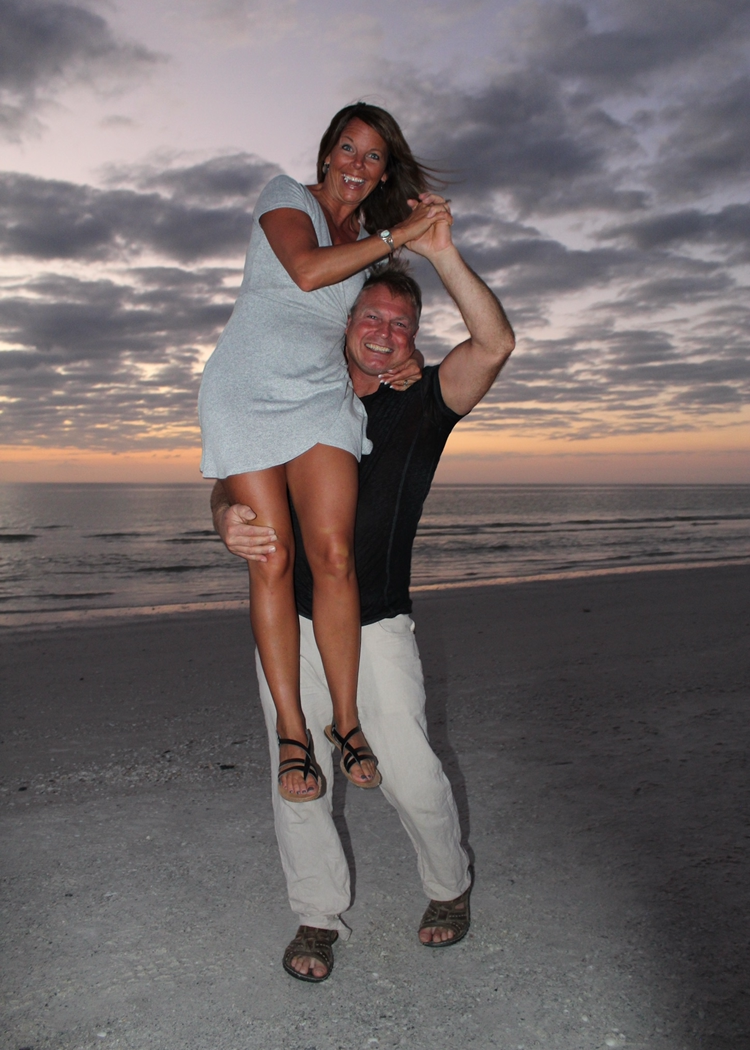 Before Suzanne was disappeared she had a happy life with Barry Morphew.