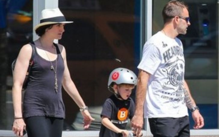 Who is Jonny Lee Miller Wife in 2021? Learn All About His Married Life Here 