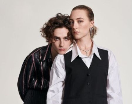 Talking of Saoirse Ronan on-screen romance, she also had great chemistry with Timothée Chalamet.