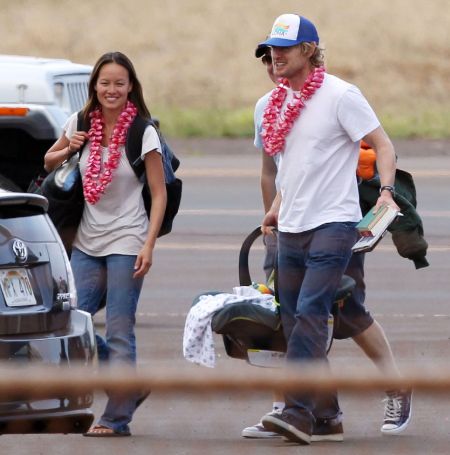 Owen Wilson meets a police officer Jade Duell in Washington D.C., shooting James L. Brooks’ directorial venture ‘How Do You Know.’