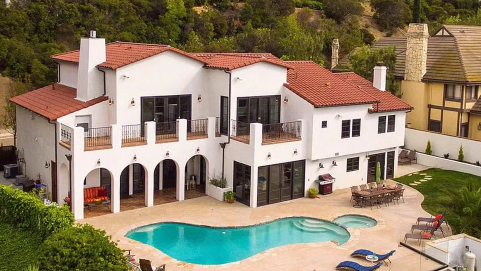 Lili Reinhart's house.