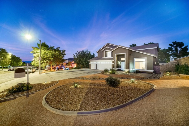 Aaron Carter's house.