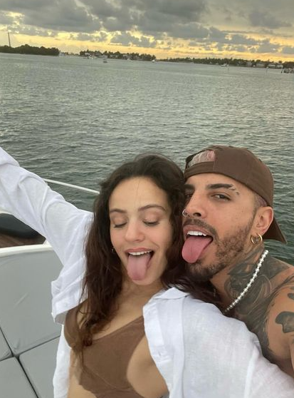 Rauw Alejandro is with his girlfriend, Rosalía Cozies.