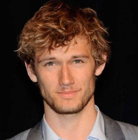 Alex Pettyfer Net Worth.