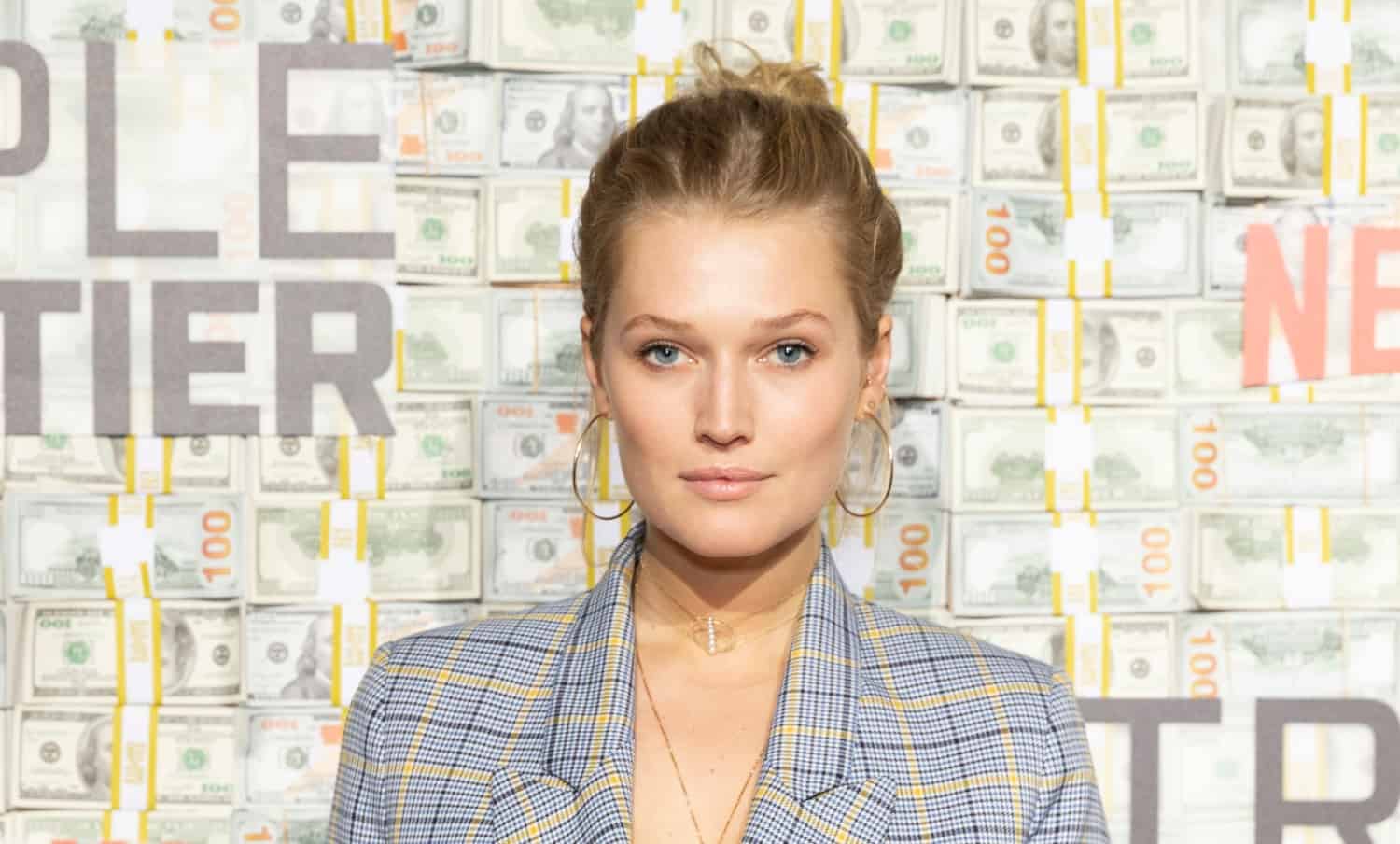 Toni Garrn's Married Life: Husband, Wedding, Baby, Ex-Boyfriends  