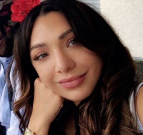 Christina Evangeline's net worth as of 2021 is estimated to be $800,000.