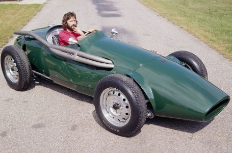 Eric Clapton is in his car.