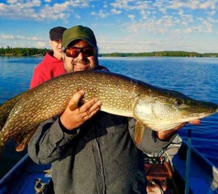 Reality TV series co-stars Frank Fritz and Mike Wolfe.