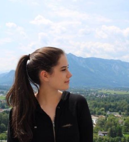 Ella Bleu Travolta is an American actress best known for being the daughter of John Travolta and Kelly Preston, two Hollywood legends.