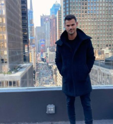 David Lautner bought a 2012 SLS AMG, according to TMZ in 2011.