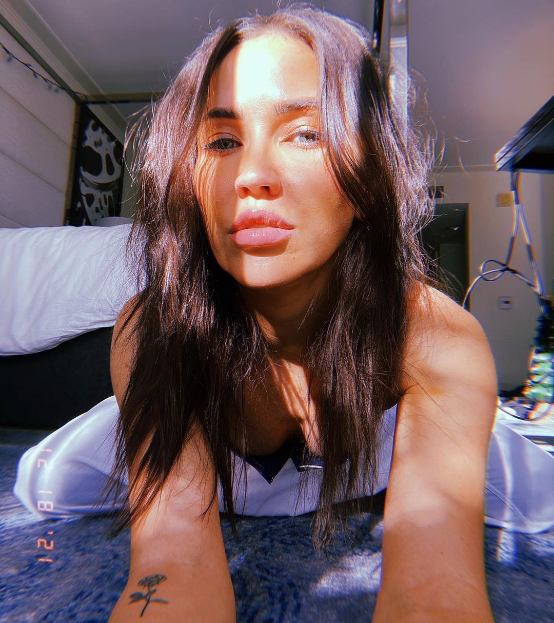 Kaitlyn Bristowe has done Brow lift, brow micro-blading, teeth bonded, some filler In her lips, aging, darker hair.