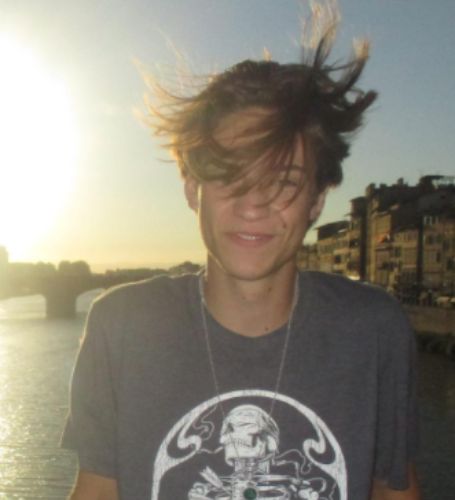 Ryder Robinson, 16, is the son of actress Kate Hudson and her ex-husband, Chris RobinsonRyder Robinson, 16, is the son of actress Kate Hudson and her ex-husband, Chris Robinson.