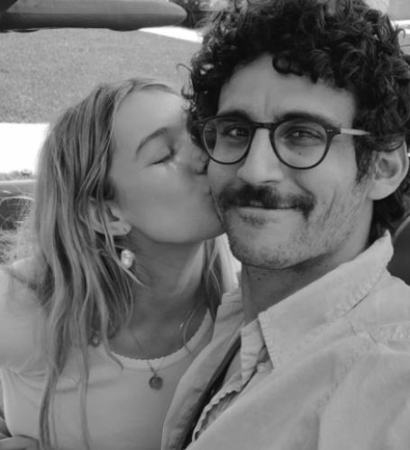 Sadie Calvano's marital status is unmarried, according to some pages of her personal life.