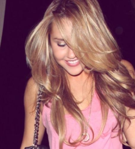 Amanda Bynes made between $2 million to $3 million per year at the height of her career, but that amount has dropped dramatically over time.