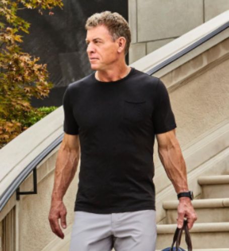 Troy Aikman was born in West Covina, California, on November 21, 1966.