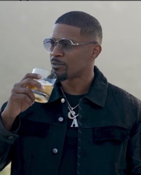 Jamie Foxx is still unmarried in 2021.