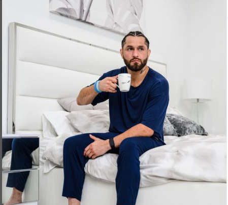 Jorge holds the record for the fastest knockout against his fight with Nate Diaz.