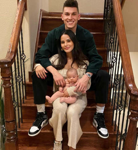 Tyler Herro and her girlfriend Katya Henry with their daughter.