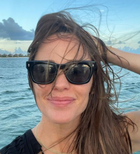 Jennifer Garner will reprise her role as Frances "Baby" Houseman.