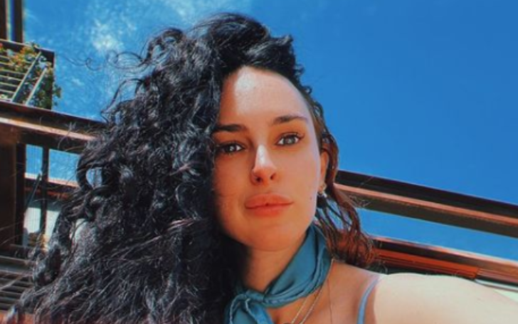 What does Rumer Willis do for a living? What is her Net Worth?