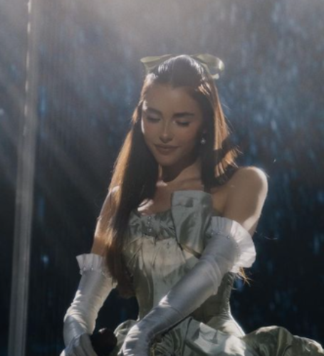 Madison Beer has taken advantage of the booming Los Angeles real estate market by selling her extremely fashionable Los Angeles area home.