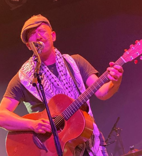 Foy Vance officially began his musical career with his first single labeled "Gabriel and The Vagabond" on December 18, 2006.