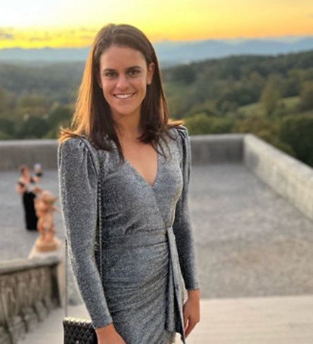 Jennifer Brady previously attended the University of California, Los Angeles (UCLA).