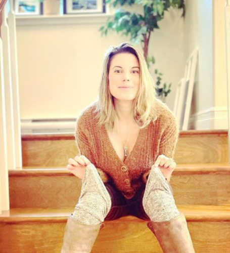 Meghan Ory's estimated net worth is $2 million in 2022.