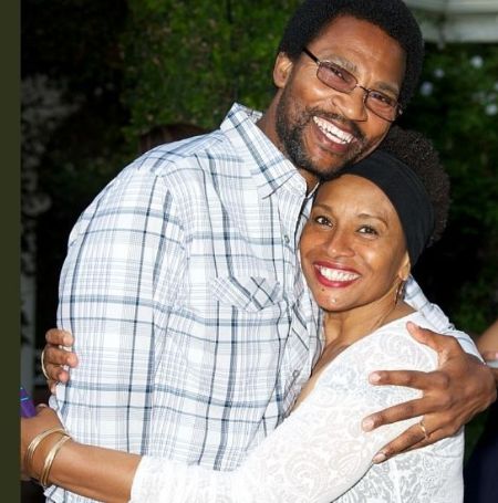 Jenifer Lewis with her husband Arnold Byrd.