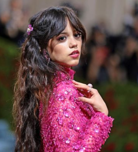 In the Netflix series 'You.' Jenna Ortega plays a young 16-year-old Ellie Alvez, a teenager living with her sister Delilah in LA., who is Joe Golberg's neighbor.