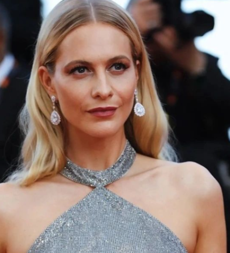 Poppy Delevingne, Cara Delevingne's younger sister, has divorced her husband, James Cook.