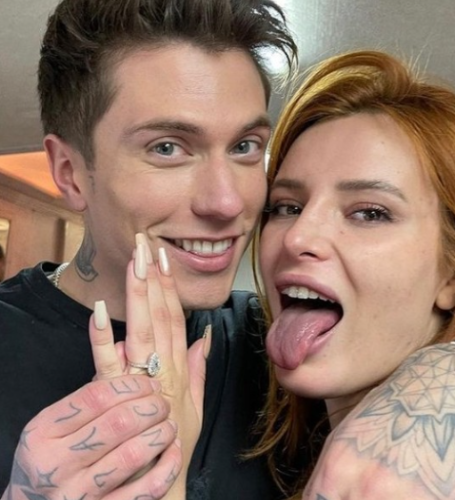  Benjamin Mascolo announced the ending of his three-year relationship with fiancée Bella Thorne.