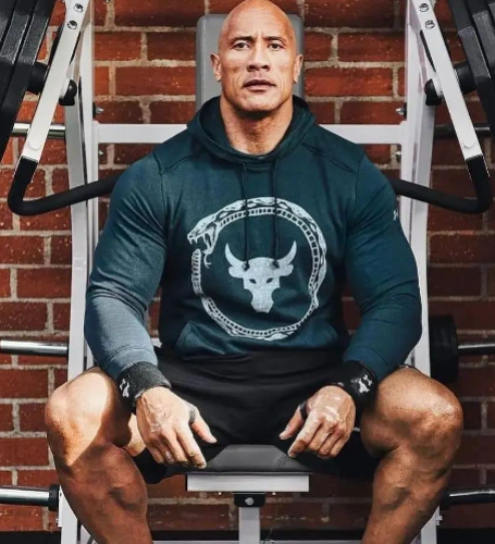  When The Rock surprised his mother with a brand new home, it brought tears to her eyes.