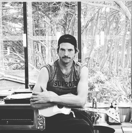 Ashton Kutcher had a nose job.