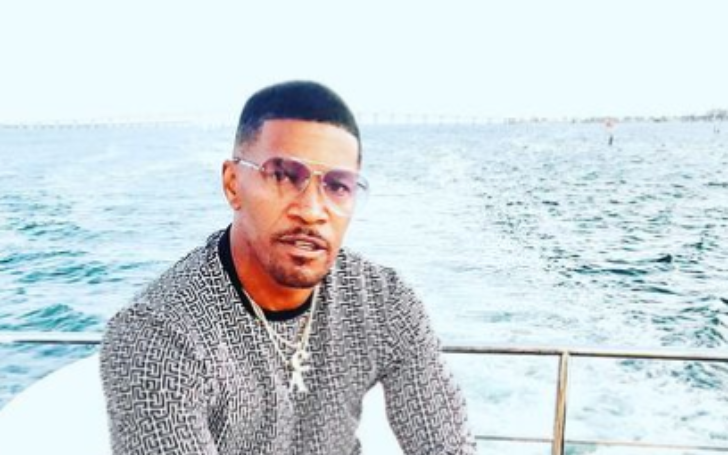 Jamie Foxx Spotted with a Mystery Woman at a Dinner Date