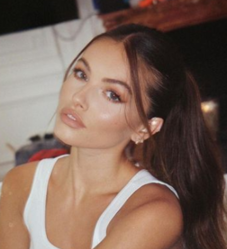 In 2005, ace designer Jean Paul Gaultier noticed Thylane Blondeau and hired her for one of his children's wear designs.