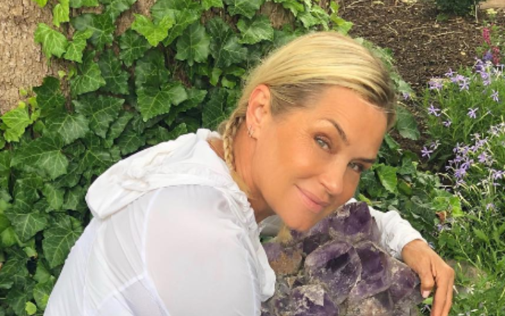 Yolanda Hadid Returns to Social Media after 9 Months Break!